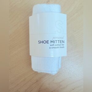 Personal Shoe Shine Cloth Mitten. White Gilchrist & Soames 10 pack